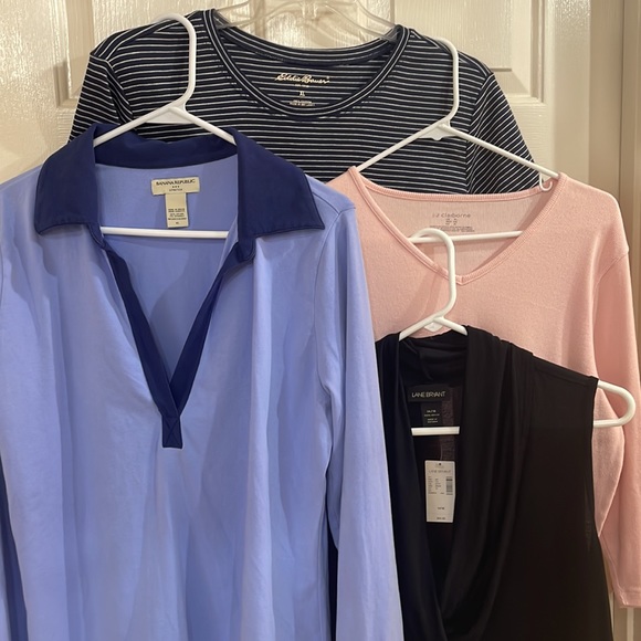 Women’s 4 Piece Top Bundle - Picture 2 of 11